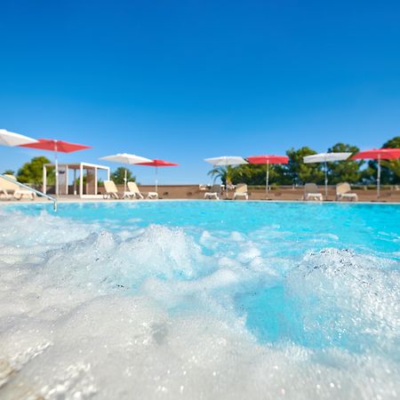 Hotel Molindrio Plava Laguna โปเรช ภายนอก รูปภาพ