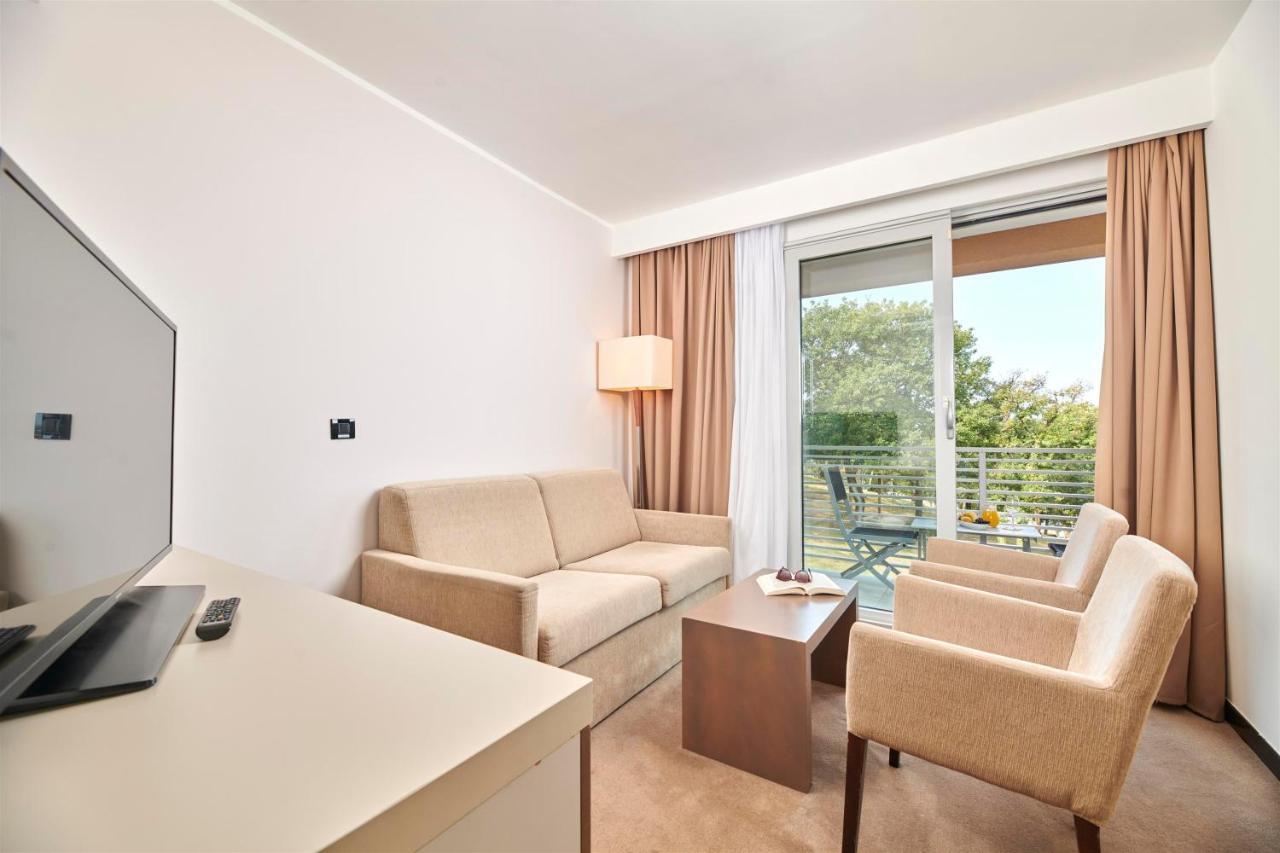 Hotel Molindrio Plava Laguna โปเรช ภายนอก รูปภาพ