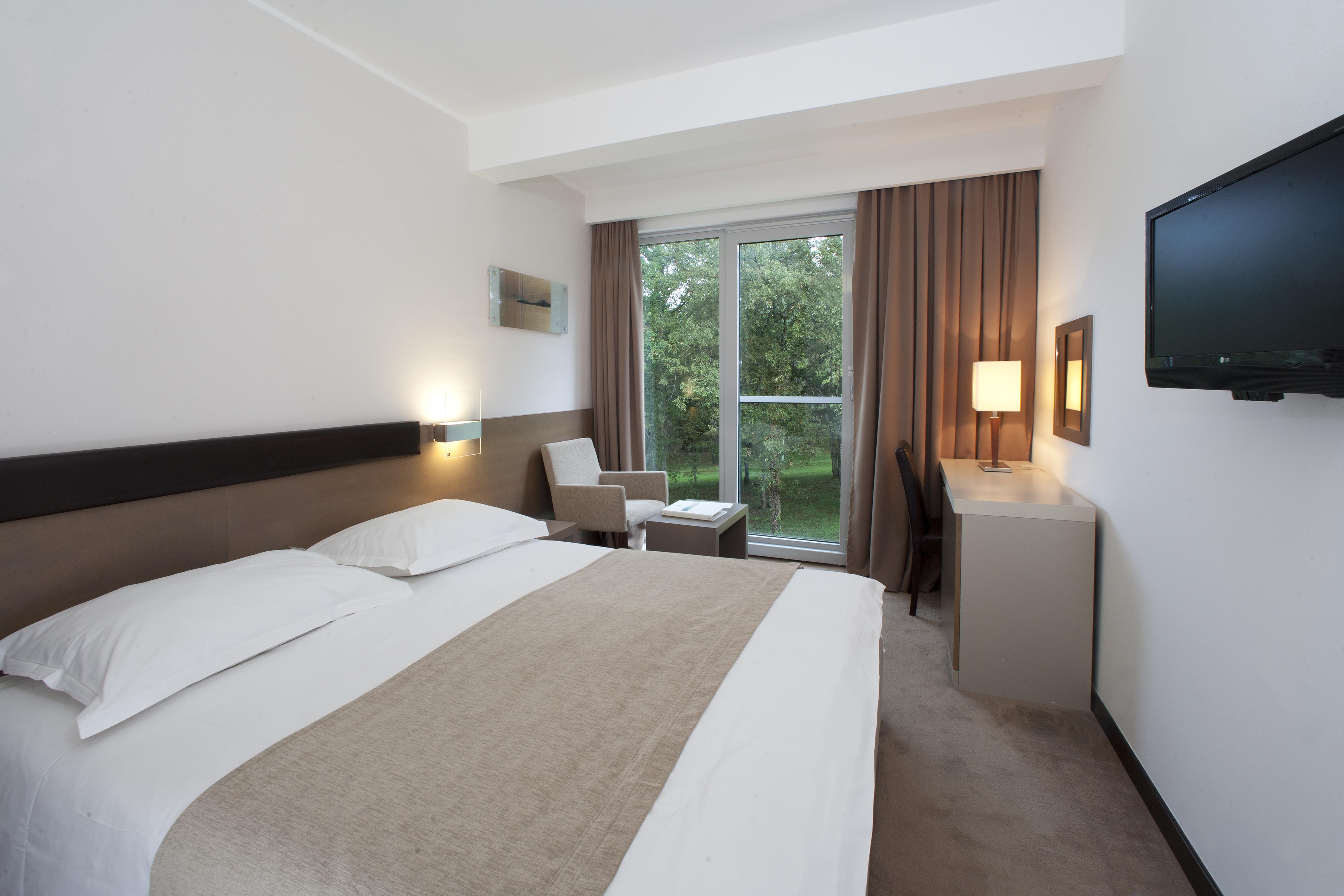 Hotel Molindrio Plava Laguna โปเรช ภายนอก รูปภาพ