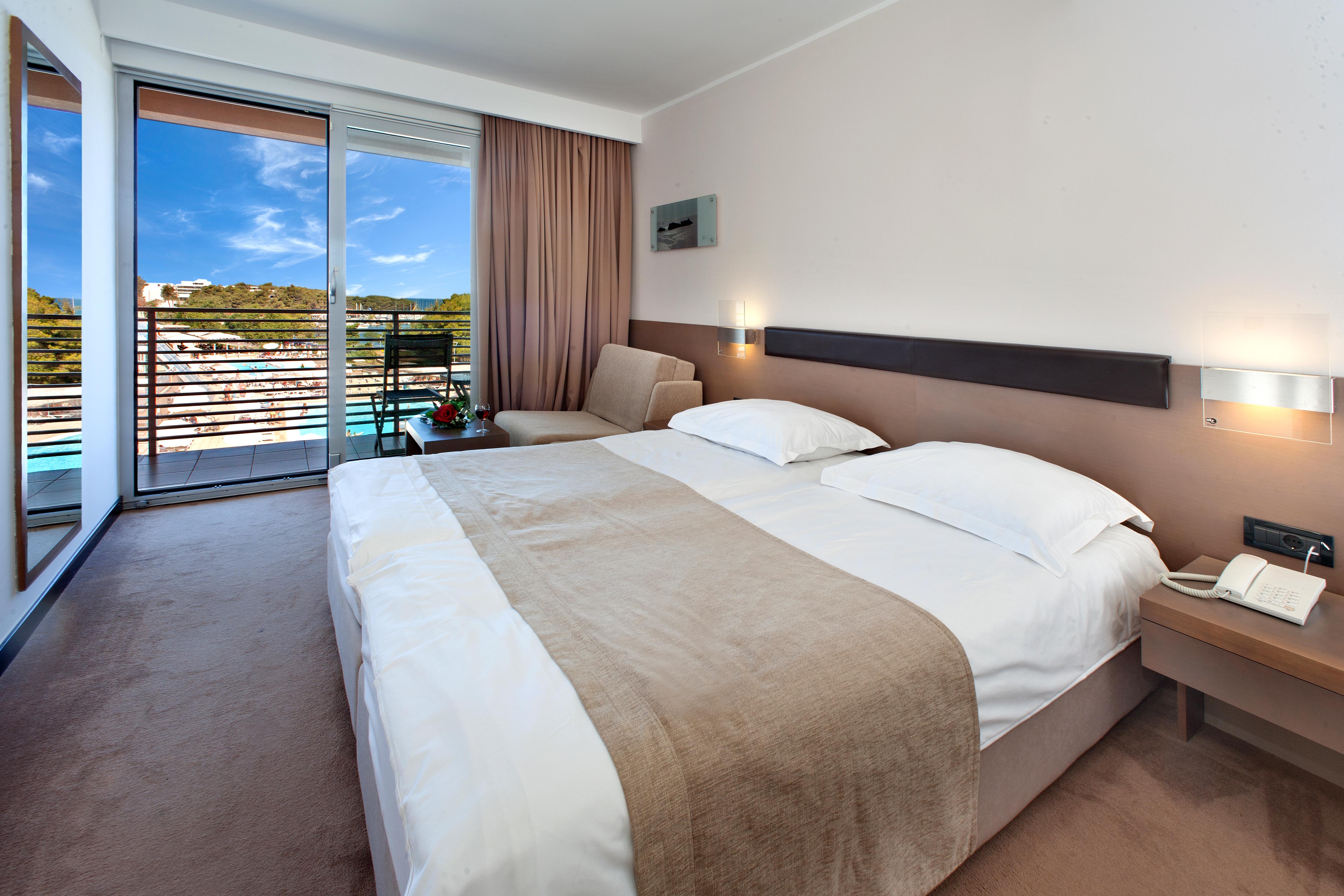 Hotel Molindrio Plava Laguna โปเรช ภายนอก รูปภาพ