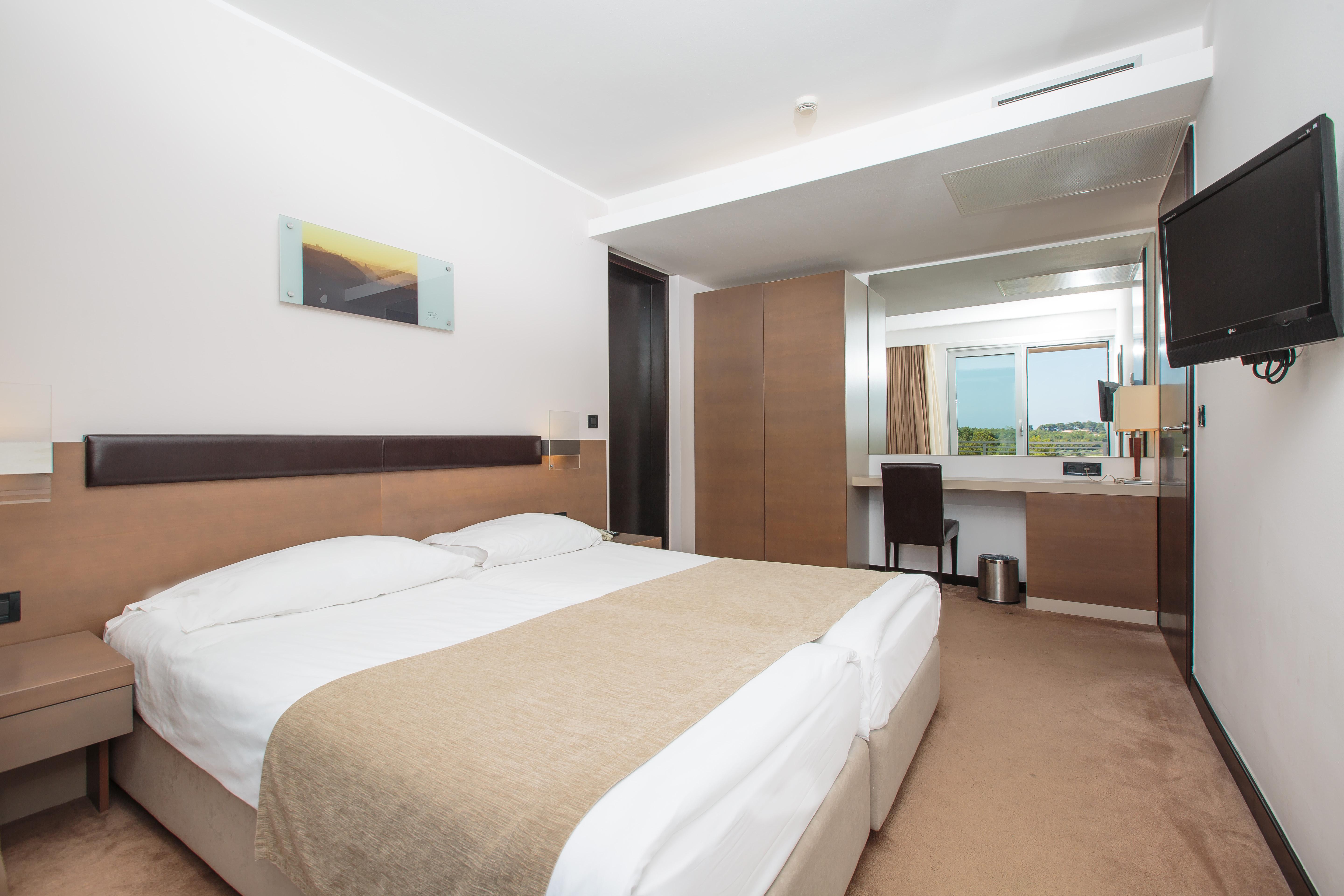 Hotel Molindrio Plava Laguna โปเรช ภายนอก รูปภาพ