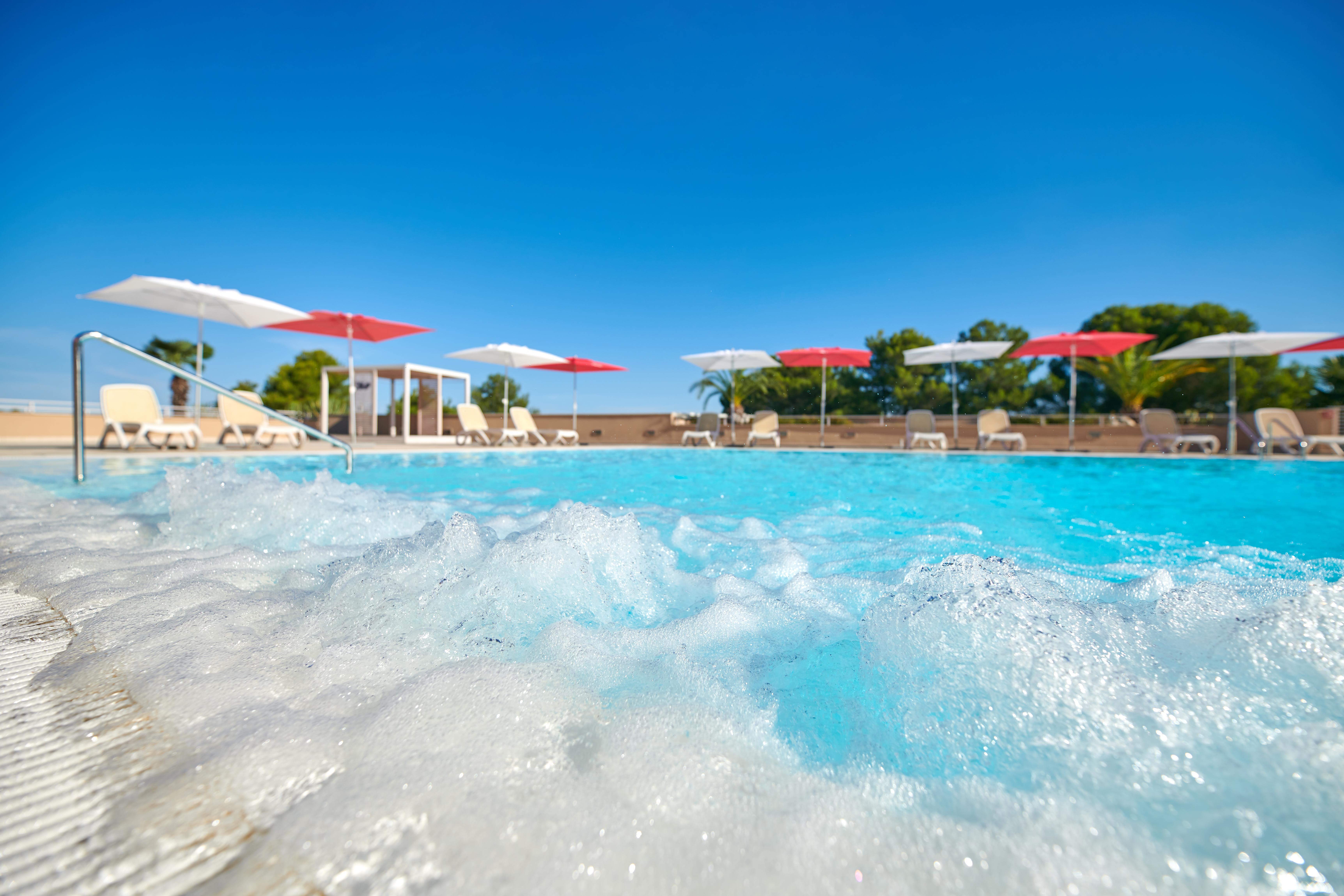 Hotel Molindrio Plava Laguna โปเรช ภายนอก รูปภาพ